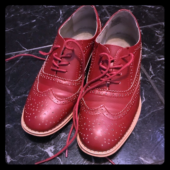 Wanted Shoes - Red Leather Lace-up Oxford shoes EUC
